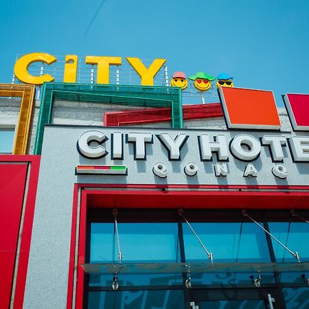 City Hotel Shymkent Esterno foto